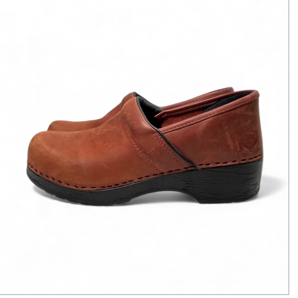L.L. Bean Brown Leather Nurse Clog Slip-On Shoes Women’s 7 - Picture 2 of 16